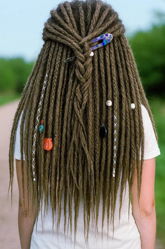 Beginner FAQ: 25 Questions About Synthetic Dreadlocks