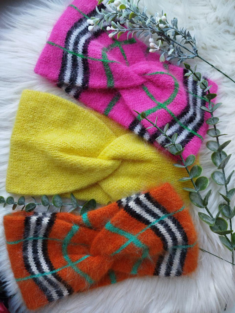 EAR WARMERS & HATS