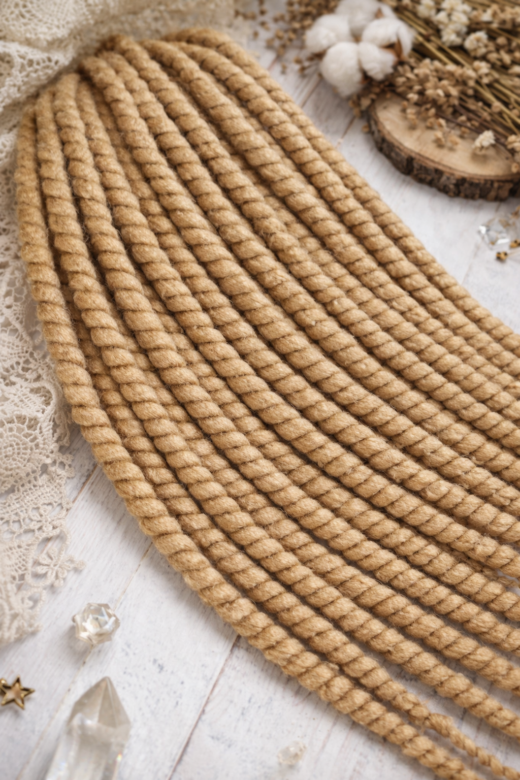 Warme hellbraune Twist Extensions – Havana Twist Mambo, leichte synthetische Twists