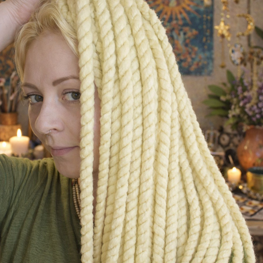 Creme-Blonde Twist Extensions – Havana Twist Mambo, leichte synthetische Twists
