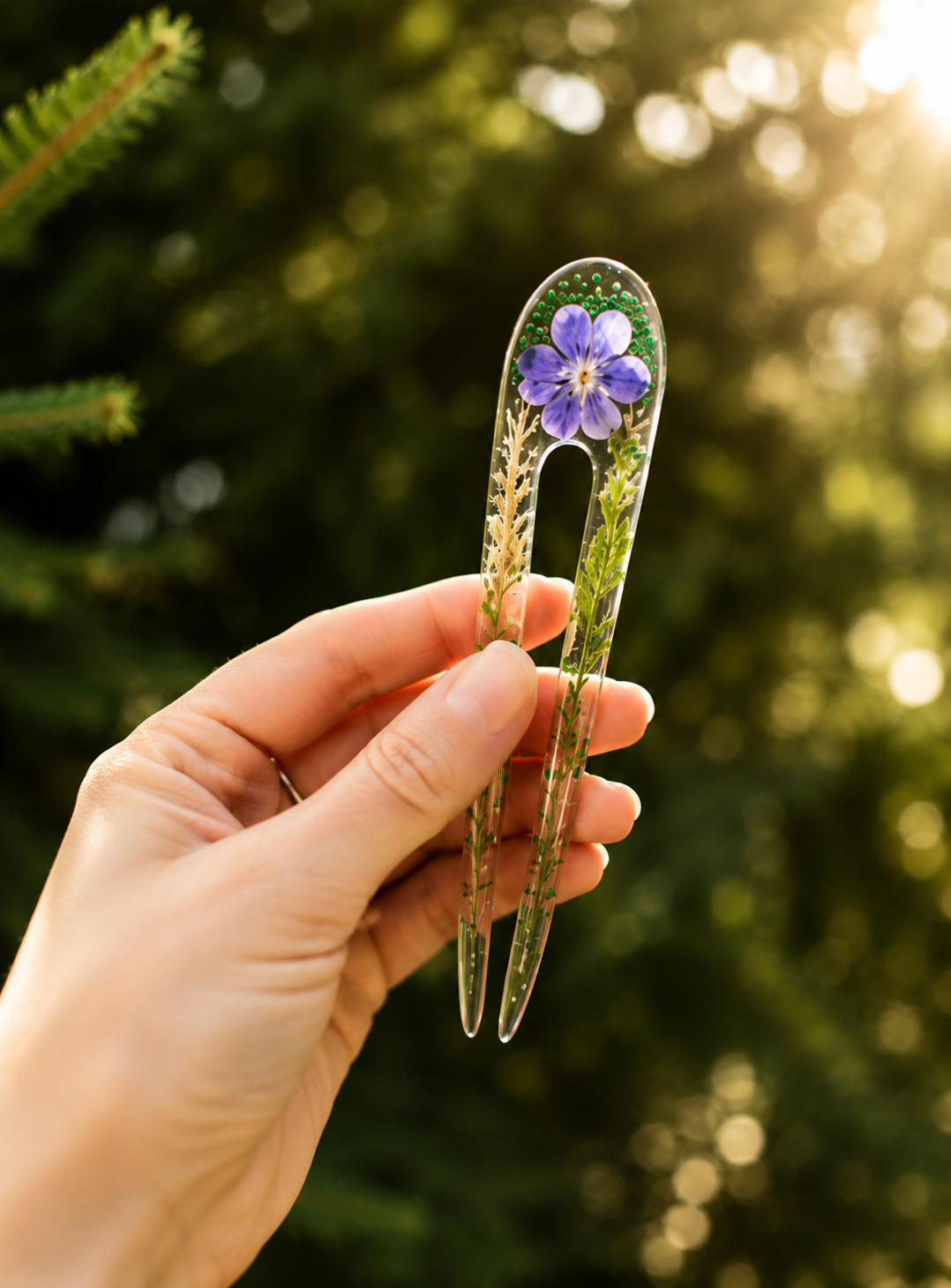 Epoxy Resin Hair Fork with Real Phlox Flower – Botanical Bun Holder for Dreads