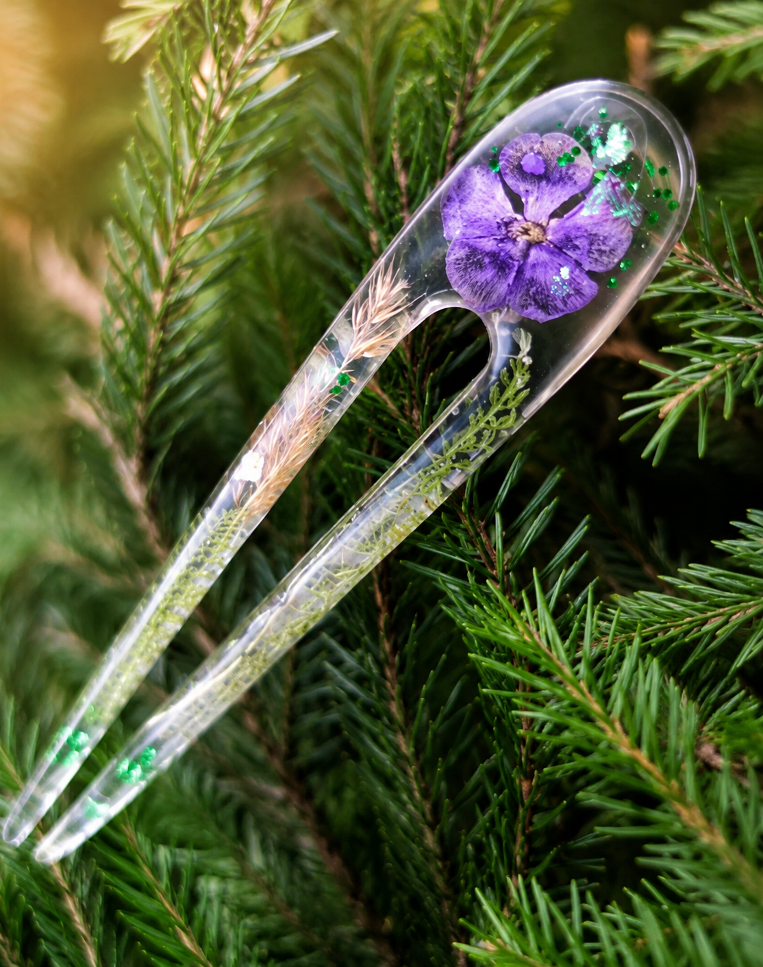 Epoxy Resin Hair Fork with Real Phlox Flower – Botanical Bun Holder for Dreads