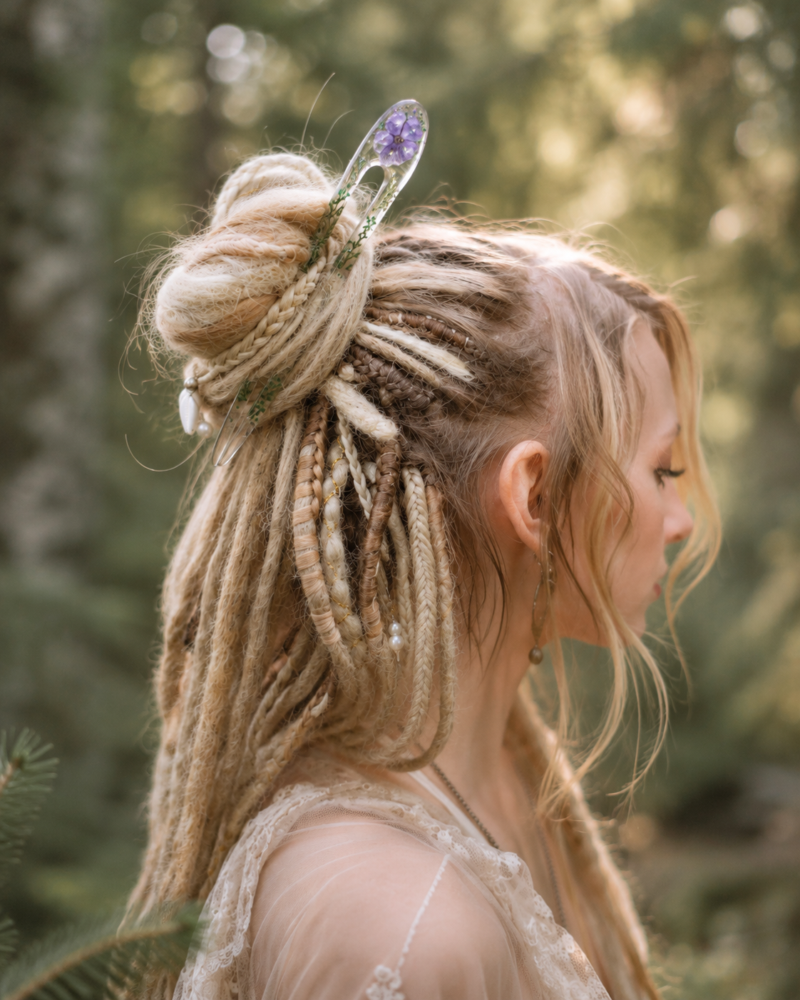 Epoxy Resin Hair Fork with Real Phlox Flower – Botanical Bun Holder for Dreads