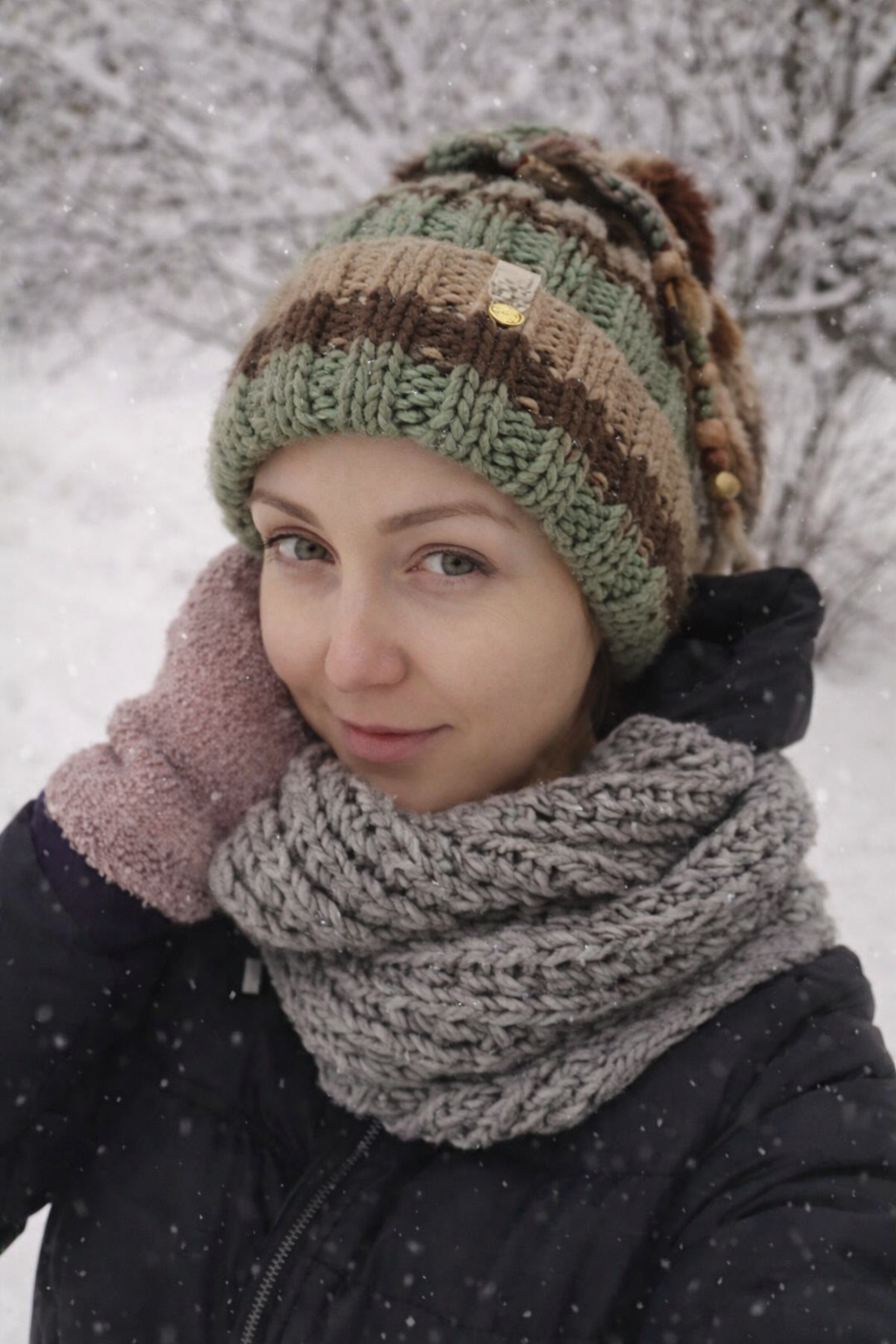 Green Dreadlock Beanie – Boho Hat for Dreads, Cozy Winter Headwear