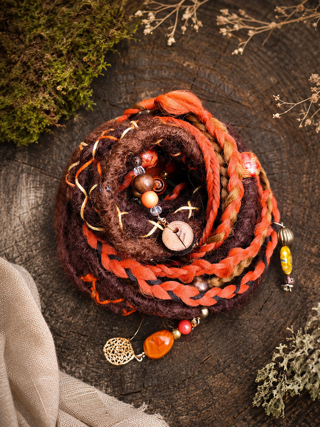 Rotbrauner Fake Dread Ponytail – Hexenartiges Dreadlock-Haarteil mit Gummiband