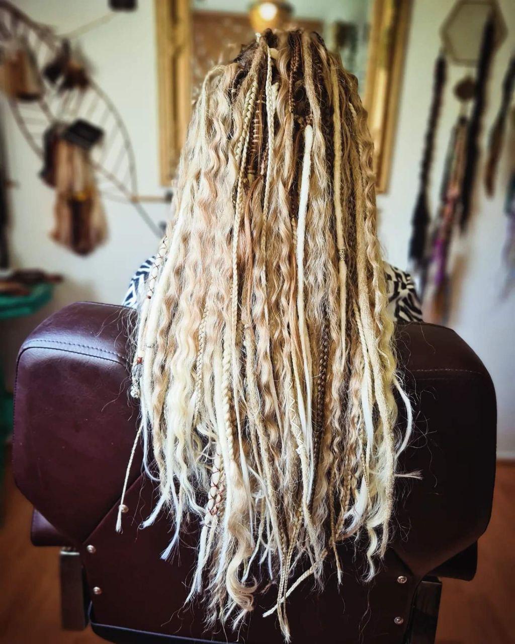 Boho Chic Dirty Blond and Dark blond Double Ended Synthetic Dreads - Versatile Dreadlock Extensions with loose curls