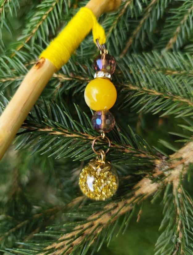 Stylish Yellow Boho Hair Stick - Perfect Gift for Hair Lovers