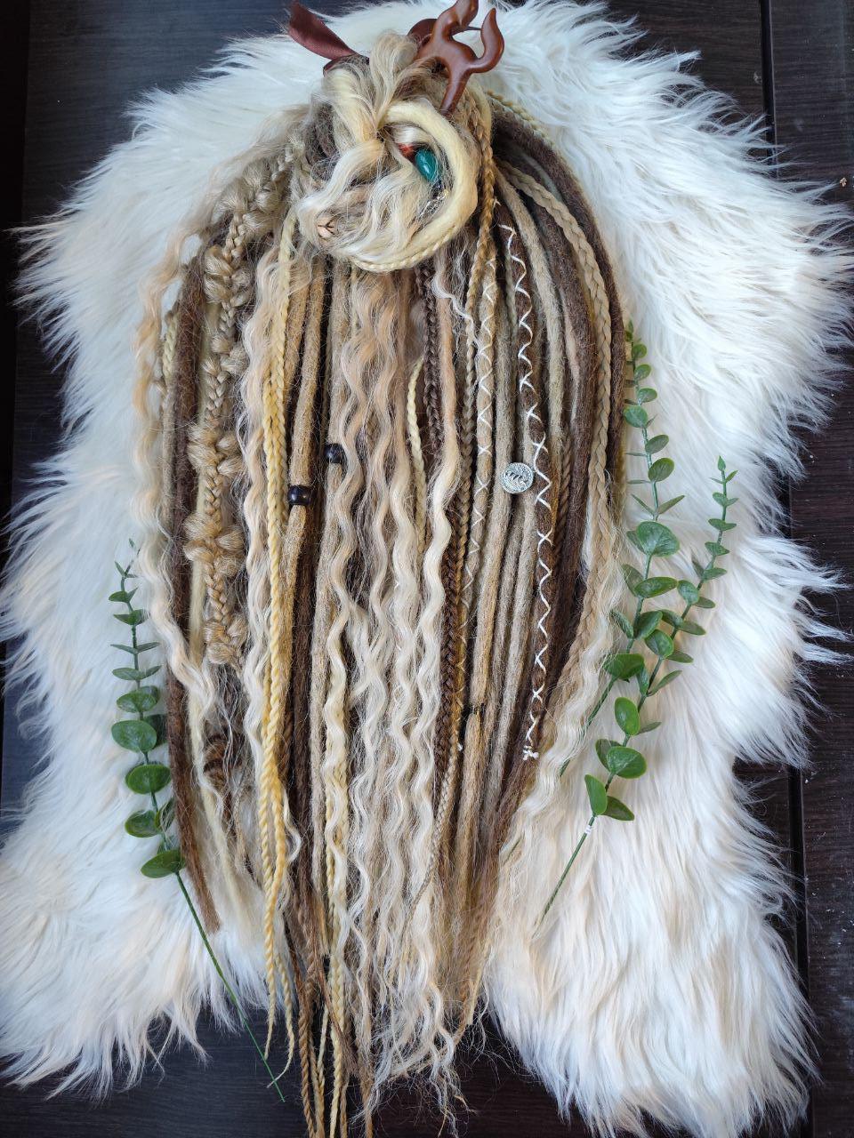 Boho Chic Dirty Blond and Dark blond Double Ended Synthetic Dreads - Versatile Dreadlock Extensions with loose curls