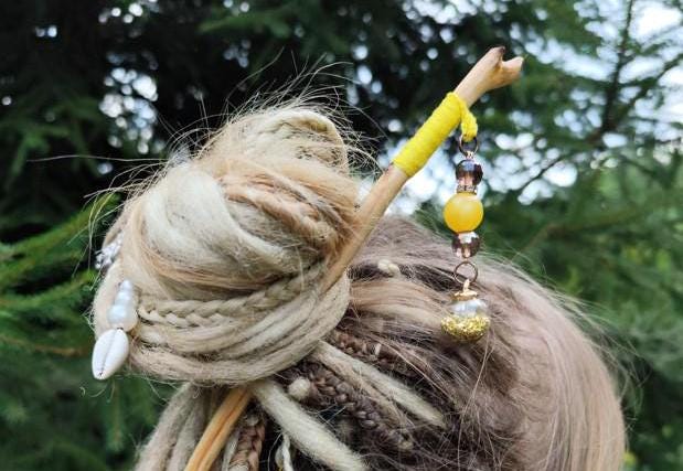 Stylish Yellow Boho Hair Stick - Perfect Gift for Hair Lovers