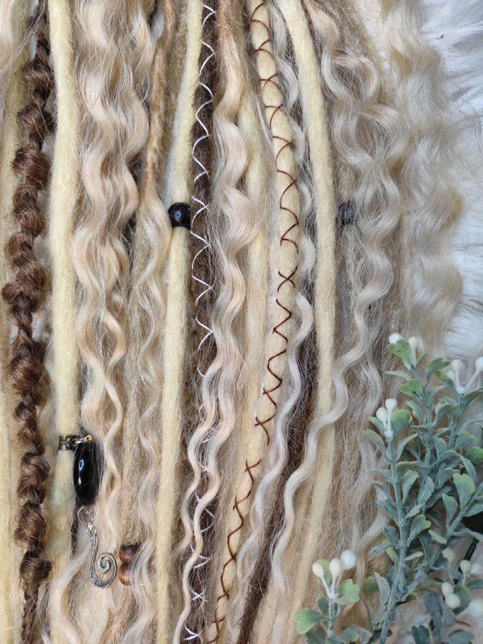 Boho Chic Wheat Blonde, Sendy & Dark Blond Double Ended Synthetic Dreads