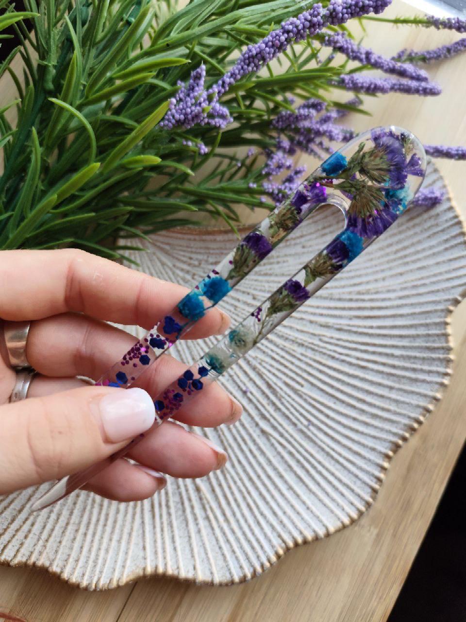 Epoxy Resin Hair Fork with Real Dried Flowers - Terrarium Jewelry for Mom