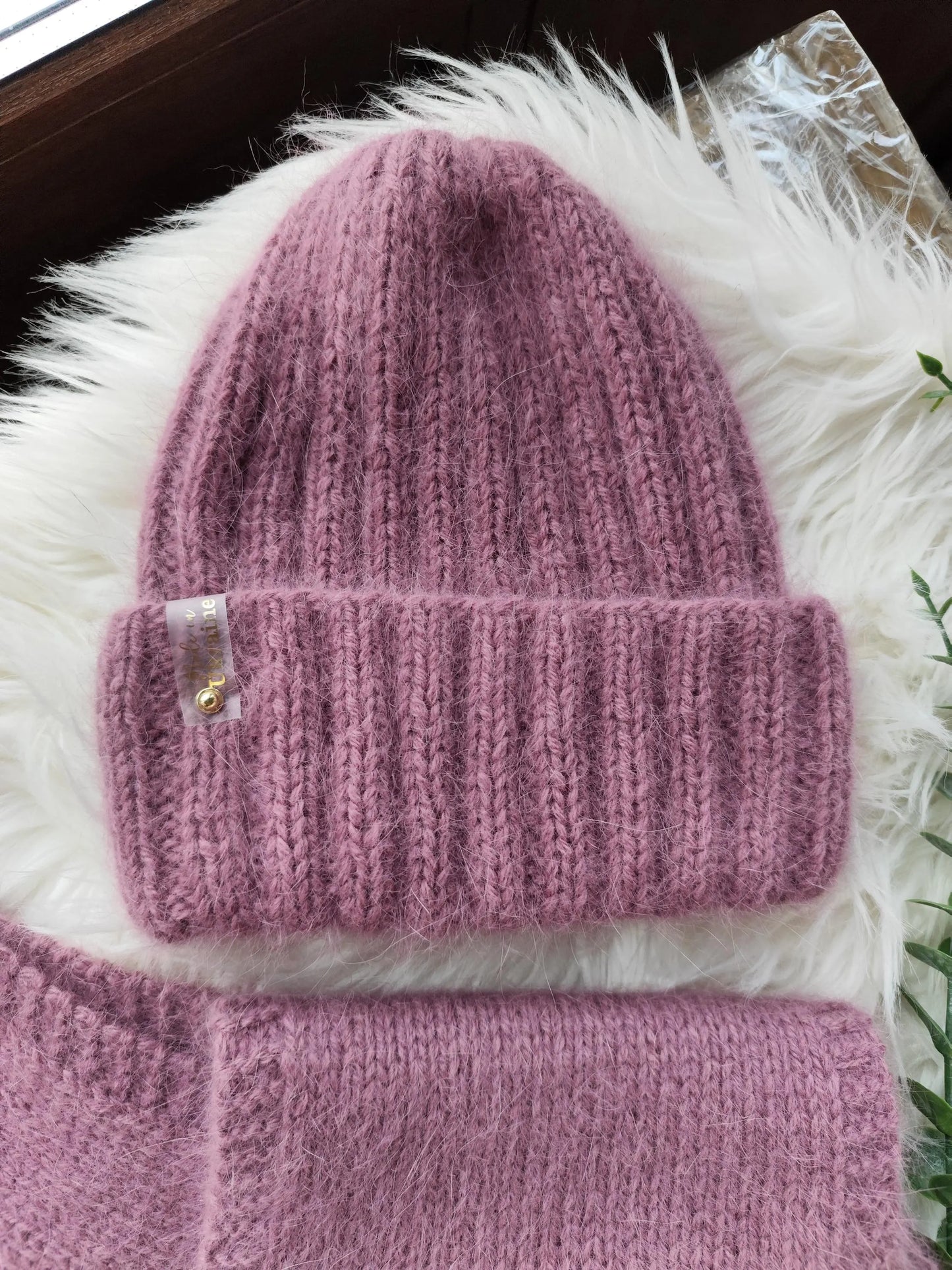 Staubrosa Angora-Mütze und Snood-Set – Kuscheliges handgemachtes Winterset
