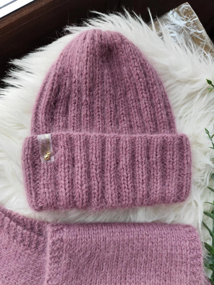Staubrosa Angora-Mütze und Snood-Set – Kuscheliges handgemachtes Winterset