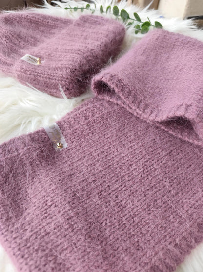 Staubrosa Angora-Mütze und Snood-Set – Kuscheliges handgemachtes Winterset