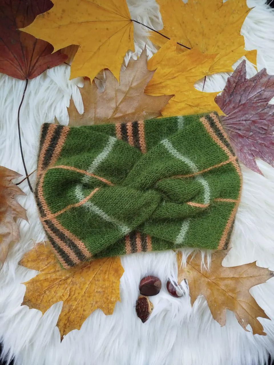 Rosa Angora-Ohrwärmer - Handgestricktes Stirnband für den Winter