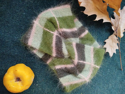 Rosa Angora-Ohrwärmer - Handgestricktes Stirnband für den Winter