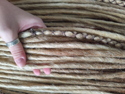 70 cm Sandy Blonde Ombre Dreadlock Extensions – Boho Synthetic Dreads
