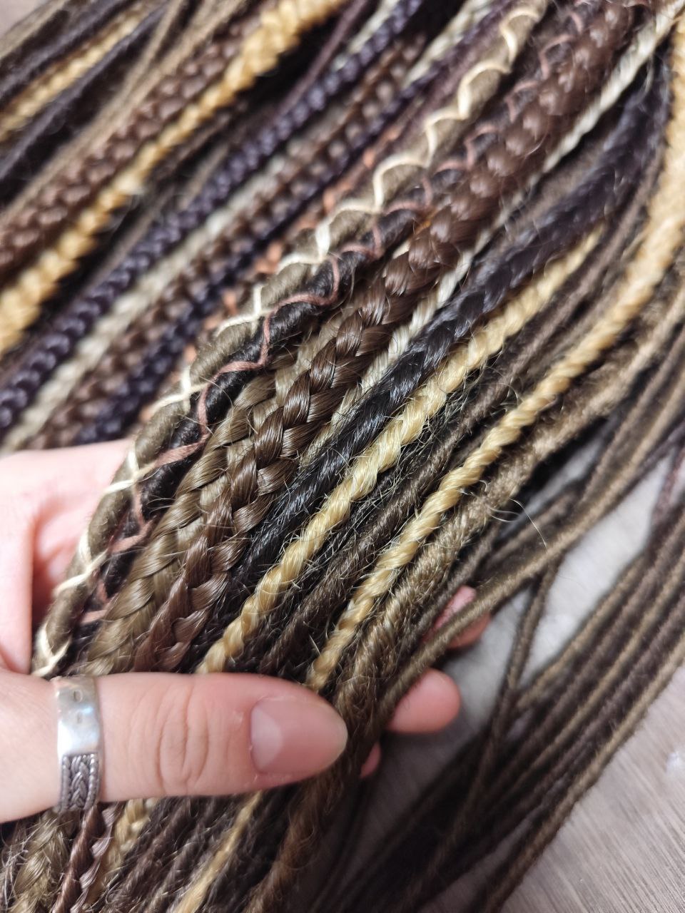 Ultra Thin Dreadlock Extensions – Lightweight Boho Synthetic Micro Dreads, Natural Look