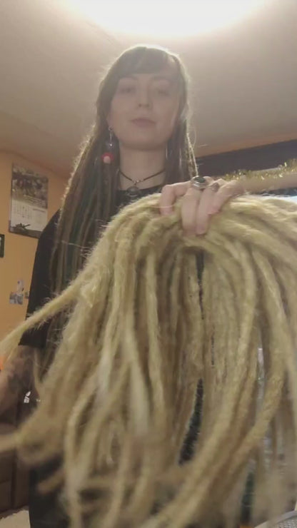 Kurze blonde Dreadlock-Extensions 12 Zoll – Leichte Kunsthaardreads, weich & natürlicher Look